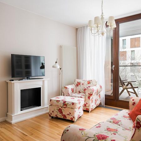 Aparthotel Kolejowa Apartamenty Warsaw Luaran gambar