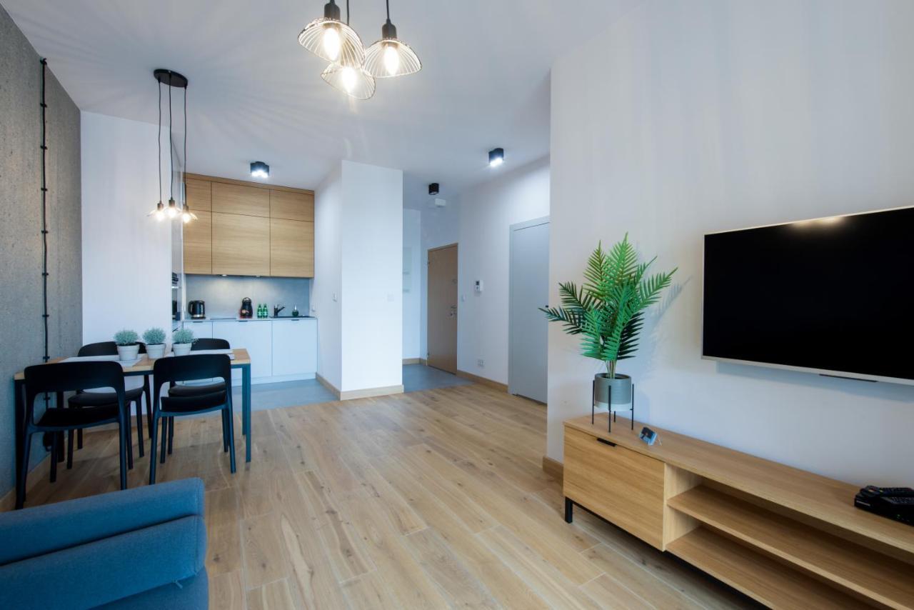 Aparthotel Kolejowa Apartamenty Warsaw Luaran gambar
