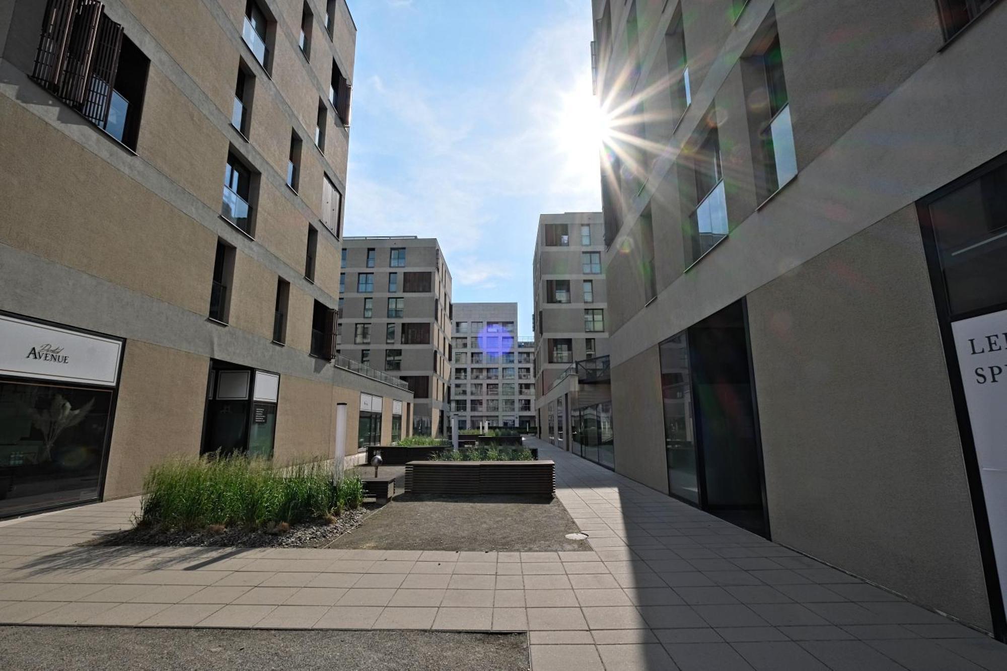 Aparthotel Kolejowa Apartamenty Warsaw Luaran gambar