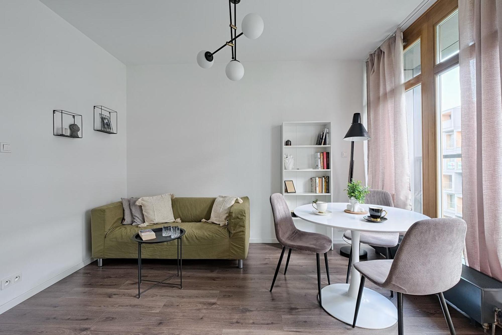 Aparthotel Kolejowa Apartamenty Warsaw Luaran gambar