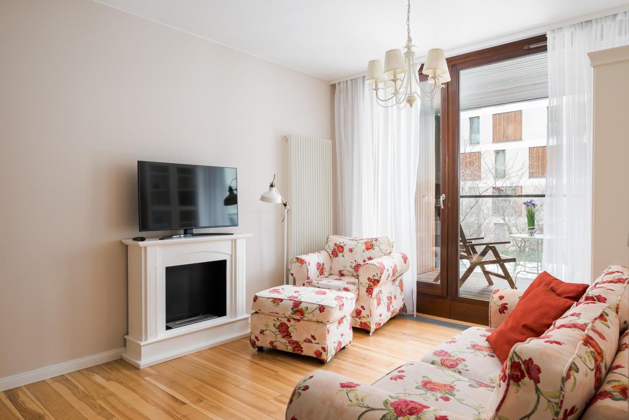 Aparthotel Kolejowa Apartamenty Warsaw Luaran gambar